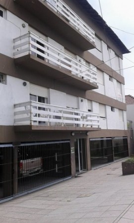 Departamento 2 Ambientes MARTINEZ DE HOZ
