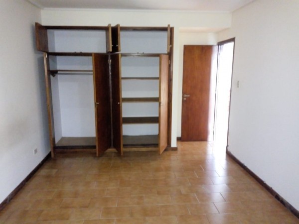 Casa - Chalet 3 Ambientes BRAWN Y 180