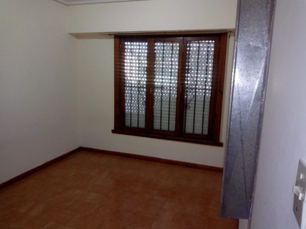 Casa - Chalet 3 Ambientes BRAWN Y 180