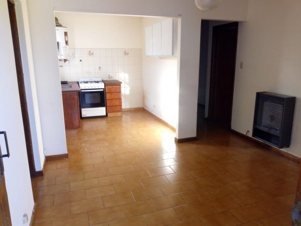 Casa - Chalet 3 Ambientes BRAWN Y 180