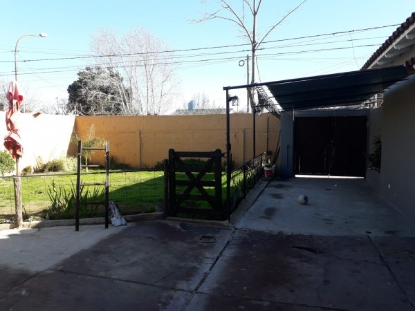 Casa - Chalet 3 Ambientes AV. COLON Y 220