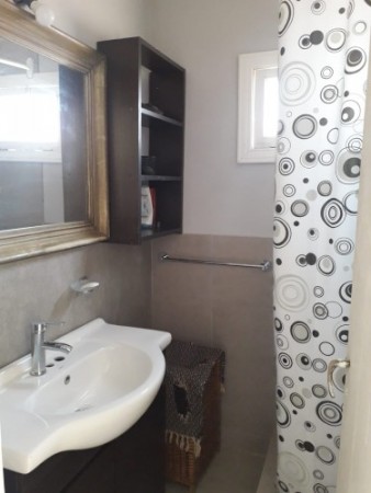 Casa - Chalet 3 Ambientes AV. COLON Y 220