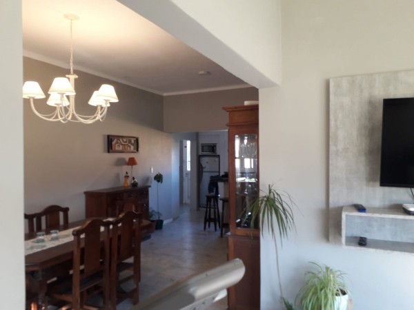Casa - Chalet 3 Ambientes AV. COLON Y 220