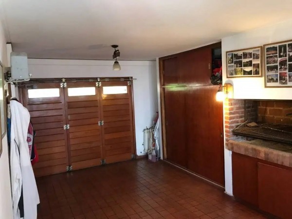 Casa - Chalet 5 Ambientes CARDIEL Y PATAGONES