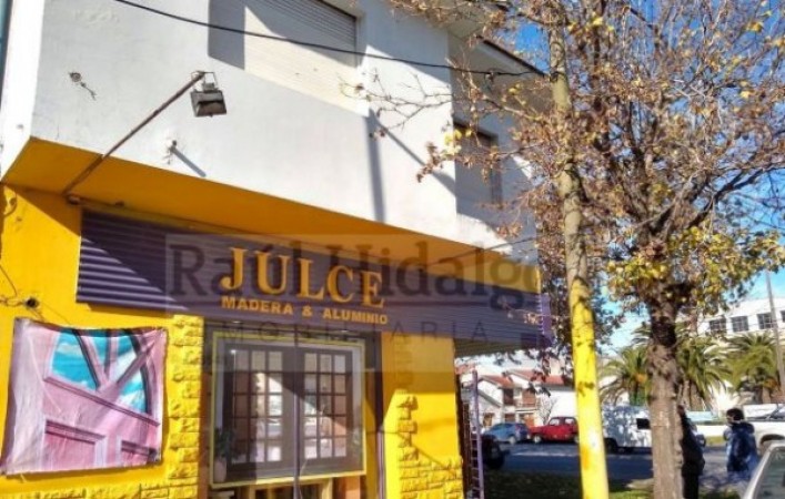 Local AV. LURO