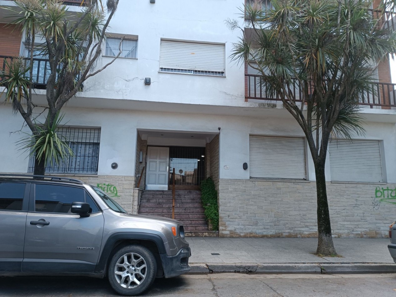 Departamento 2 ambientes zona la perla