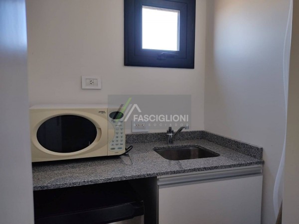 Importante Duplex - Terraza - quincho y Yacuzzi propio - Los Troncos . Piso en Venta.