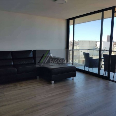 Importante Duplex - Terraza - quincho y Yacuzzi propio - Los Troncos . Piso en Venta.