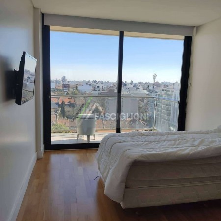 Importante Duplex - Terraza - quincho y Yacuzzi propio - Los Troncos . Piso en Venta.