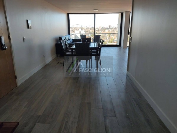 Importante Duplex - Terraza - quincho y Yacuzzi propio - Los Troncos . Piso en Venta.