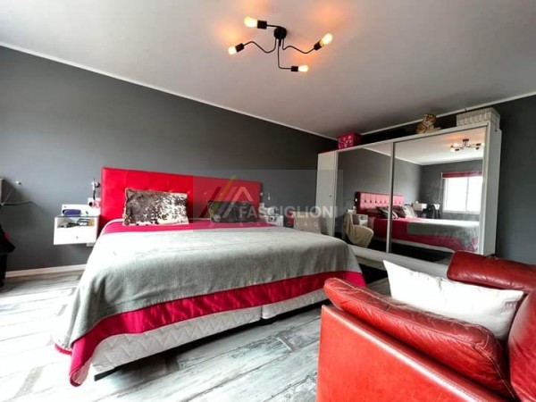 CASA 4 AMBIENTES. CAISAMAR