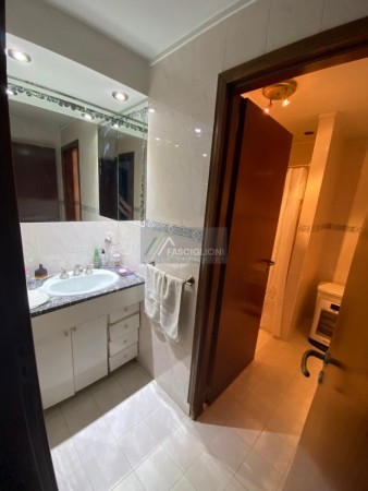 Galpon + vivienda. Gaboto al 6100
