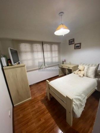 Galpon + vivienda. Gaboto al 6100