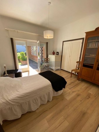 Chalet de estilo ingles. Zona Guemes residencial.