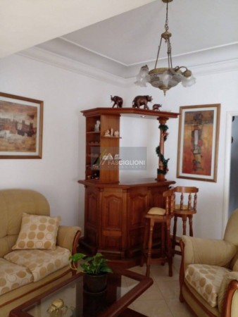 Casa Zona Guemes. Reciclada a nuevo. Lote en Ph de 210 M2.