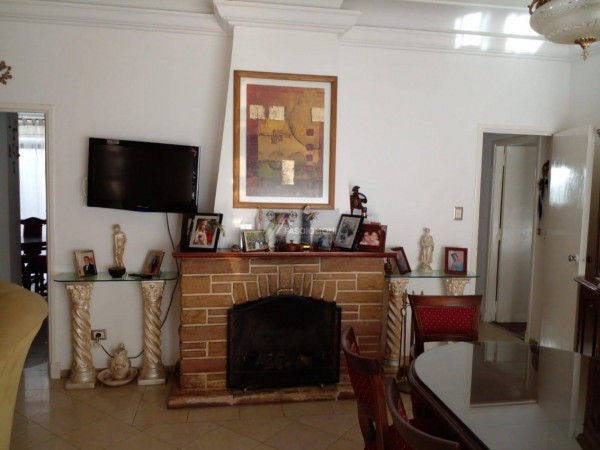 Casa Zona Guemes. Reciclada a nuevo. Lote en Ph de 210 M2.