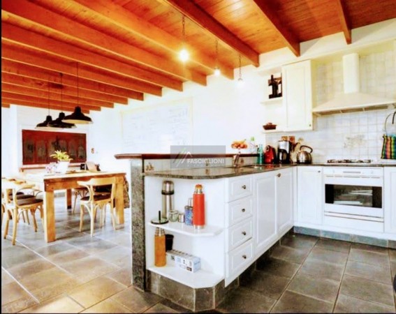 ESPECTACULAR RESIDENCIA EN ZONA GUEMES