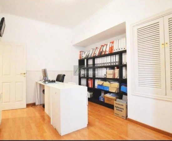 ESPECTACULAR RESIDENCIA EN ZONA GUEMES