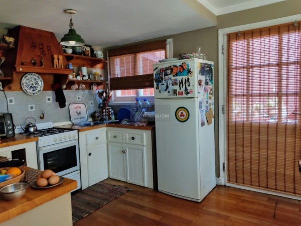 Excelente Duplex en BARRIO SAN CARLOS