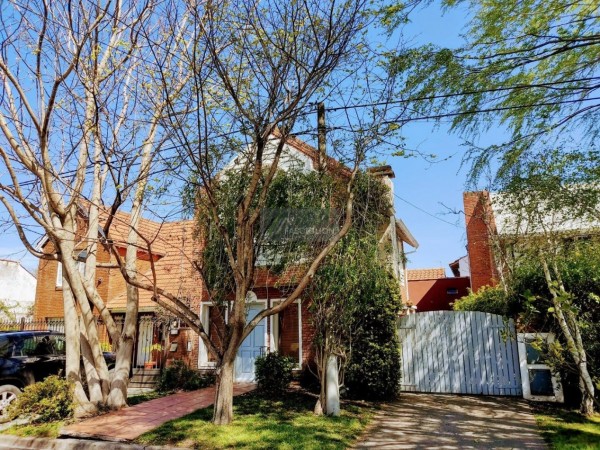 Excelente Duplex en BARRIO SAN CARLOS