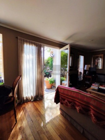 Excelente Duplex en BARRIO SAN CARLOS
