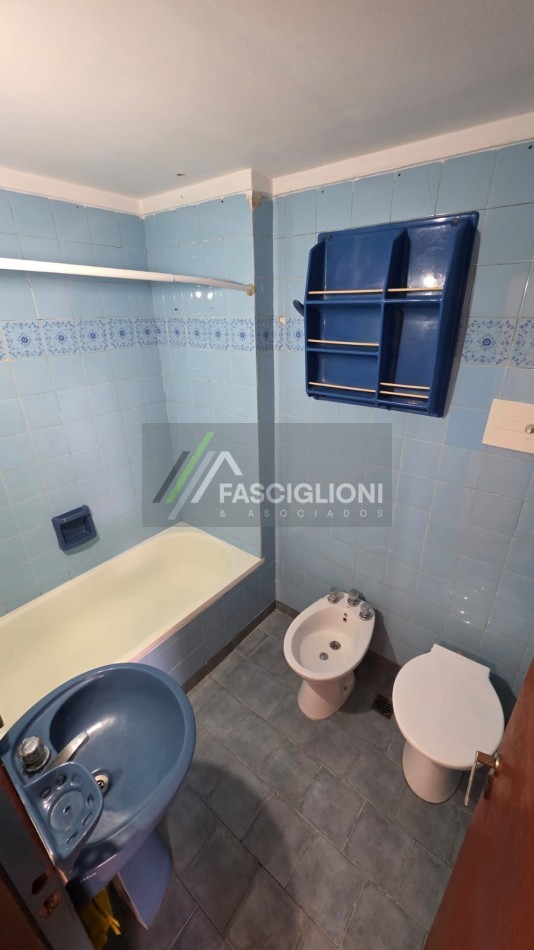 Ambiente en Venta al frente.  Zona Aldrey