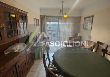 DEPARTAMENTO 3 amb. Con cochera. Entre Rios 2300